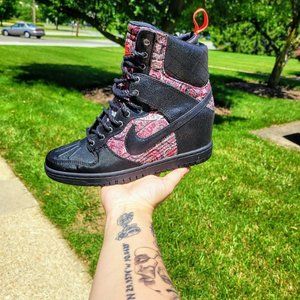 Liberty of London x Wmns Dunk Sky High Sneakerboot